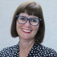 Headshot of Caroline Smale